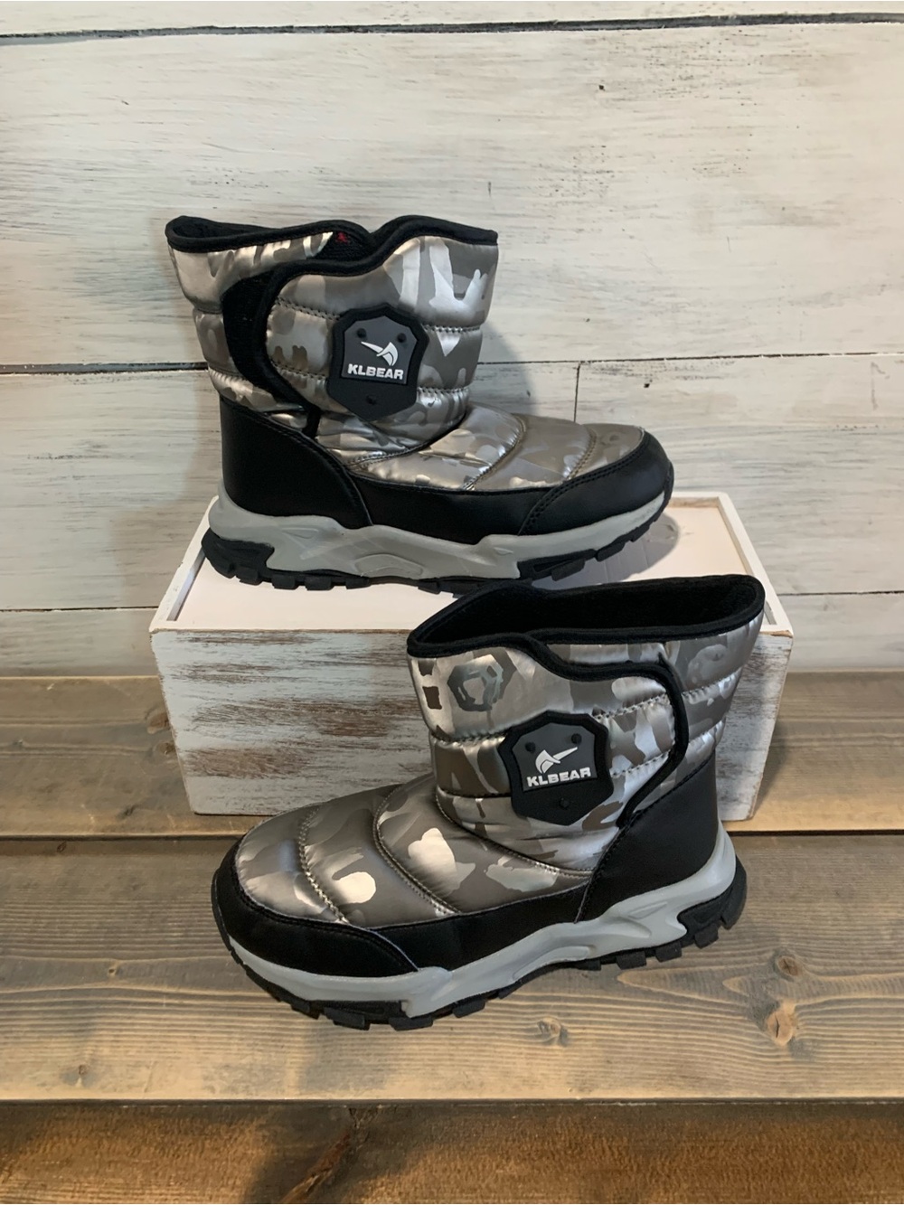 Kids' Silver Camo Snow Boots - Gray/Black